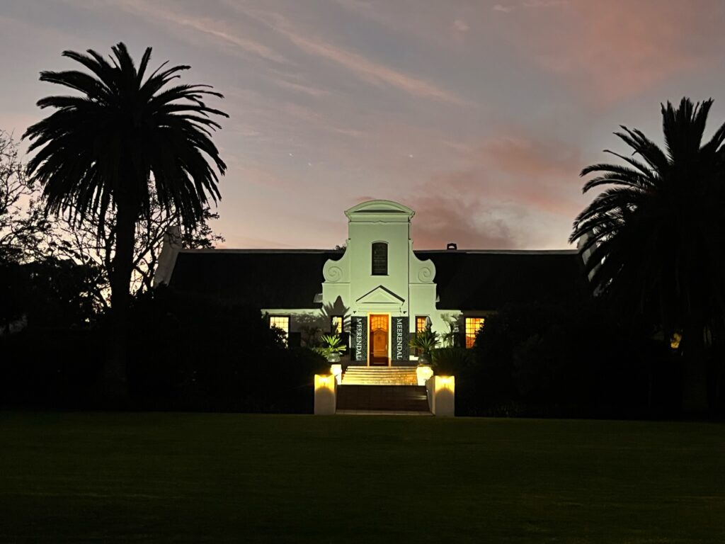 Meerendal Manor House at night
