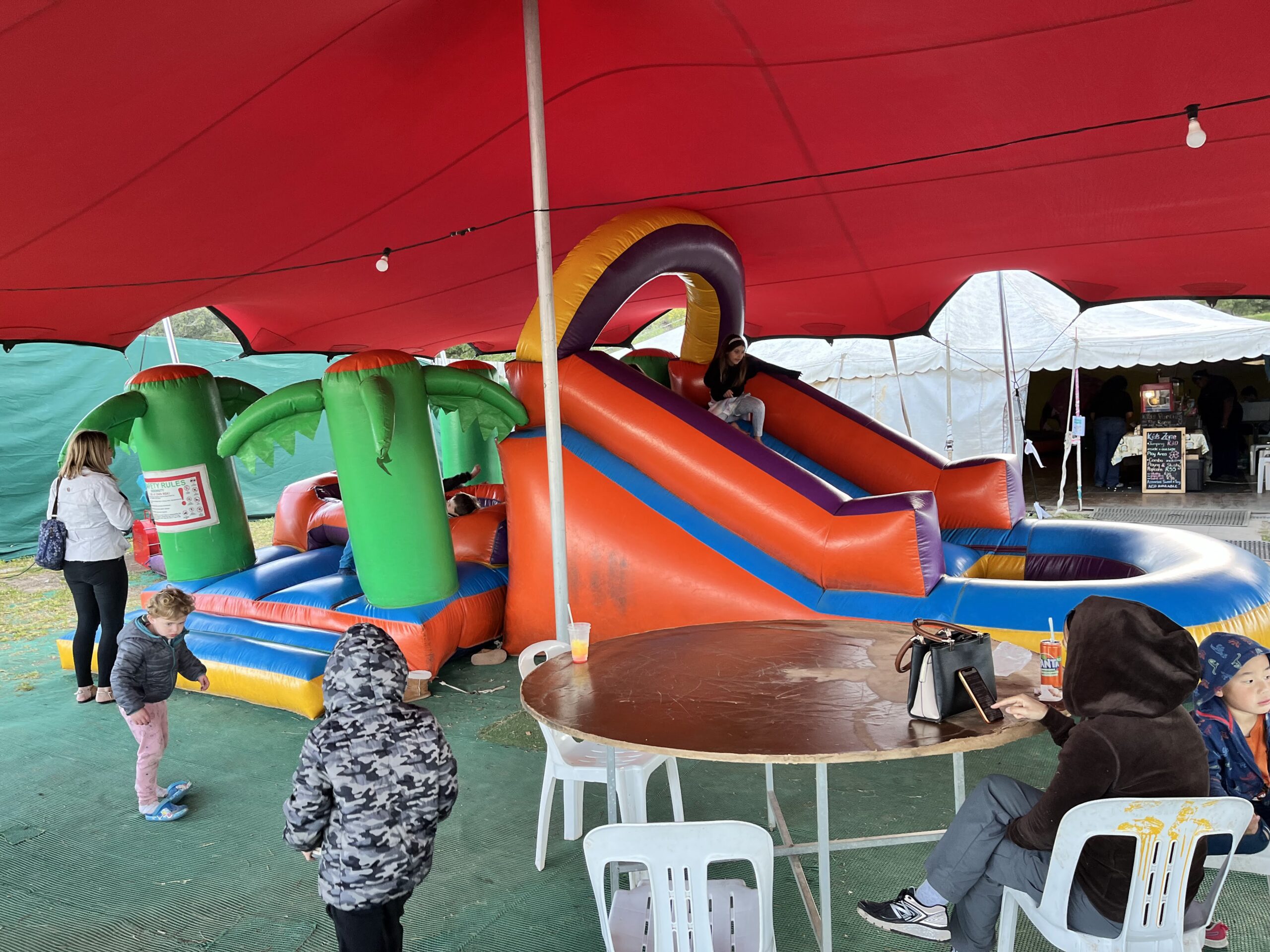 Chilled Market Jumping Castle