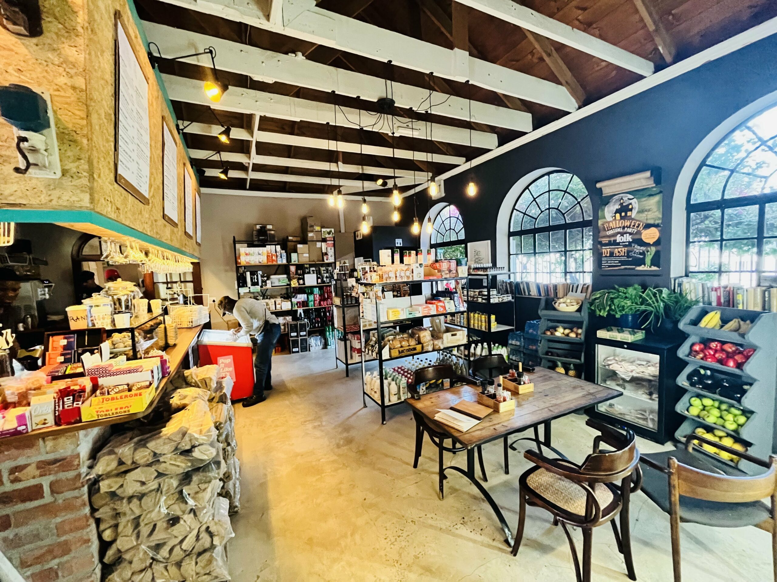 Folk Cafe Shop