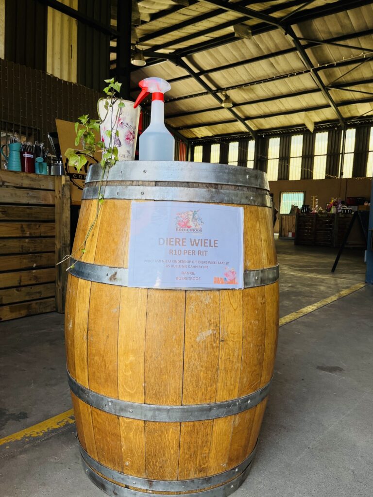 Boeretroos Koffiewinkel Wine Barrel