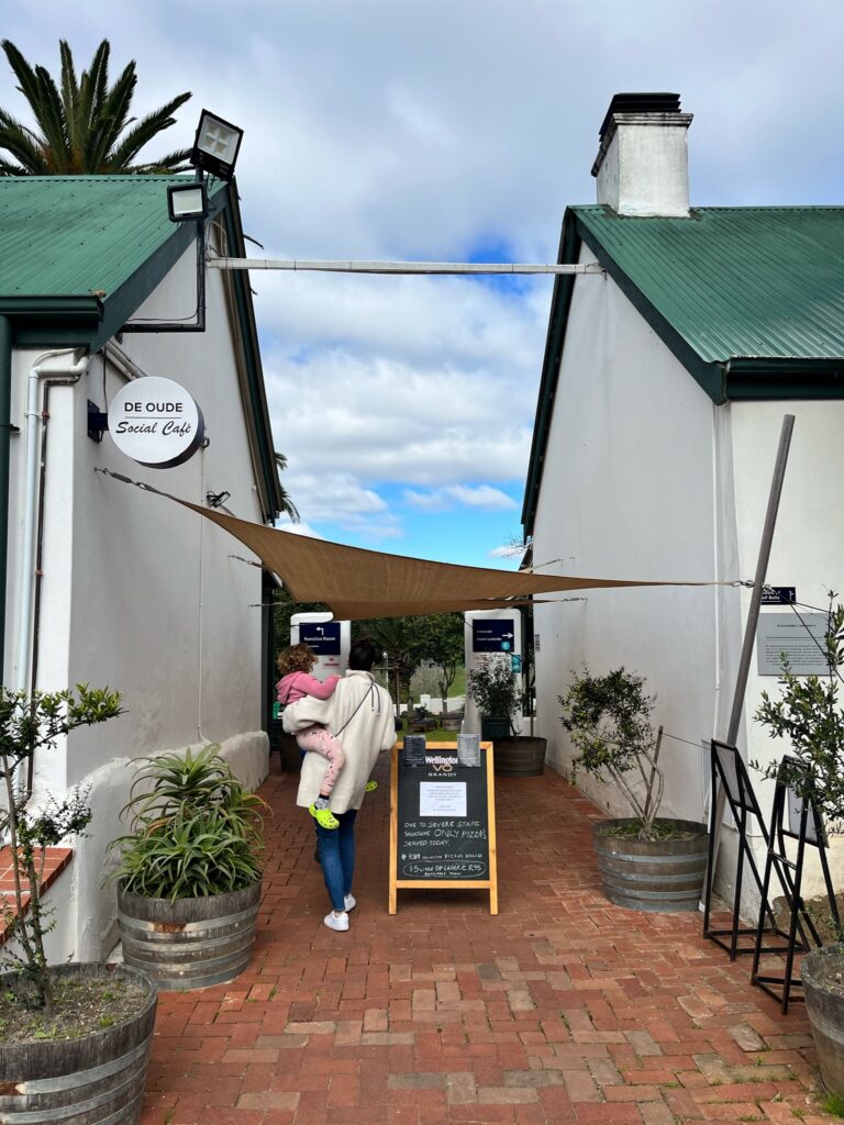 De Oude Social Cafe Entrance