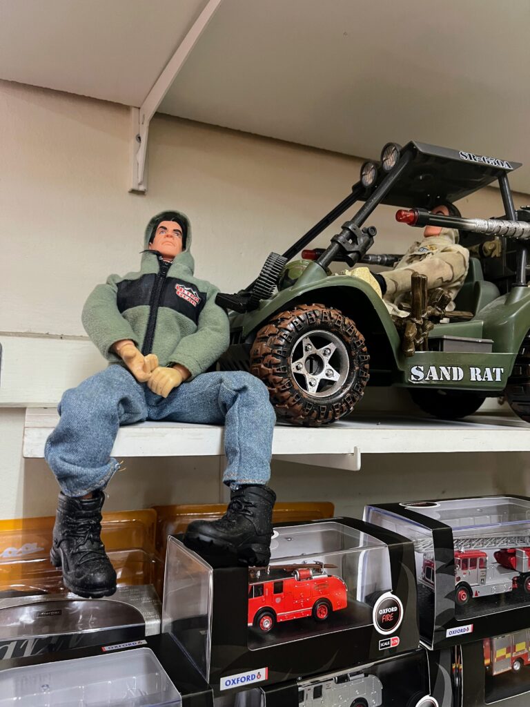 Warrior Toy Museum Toy Jeep and doll