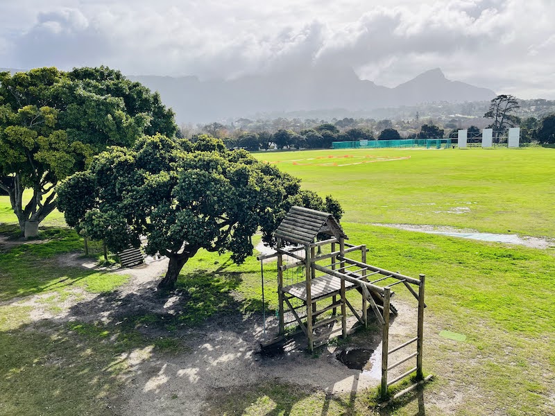The Club House Lawn and mountain view